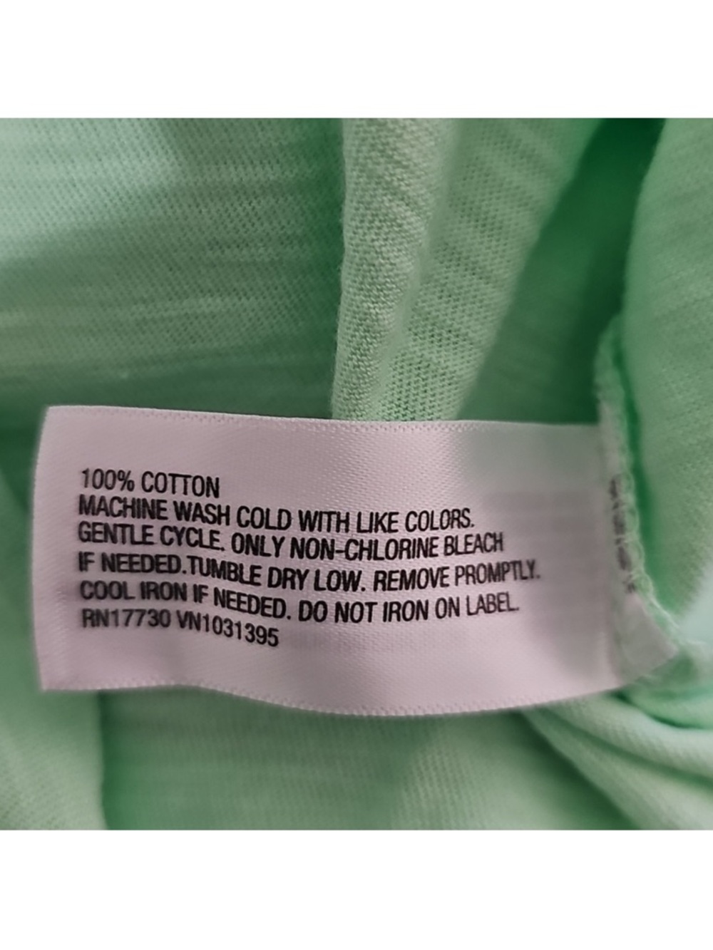 Women's Mint Green V-Neck Cropped Tee - Picture 2 of 4